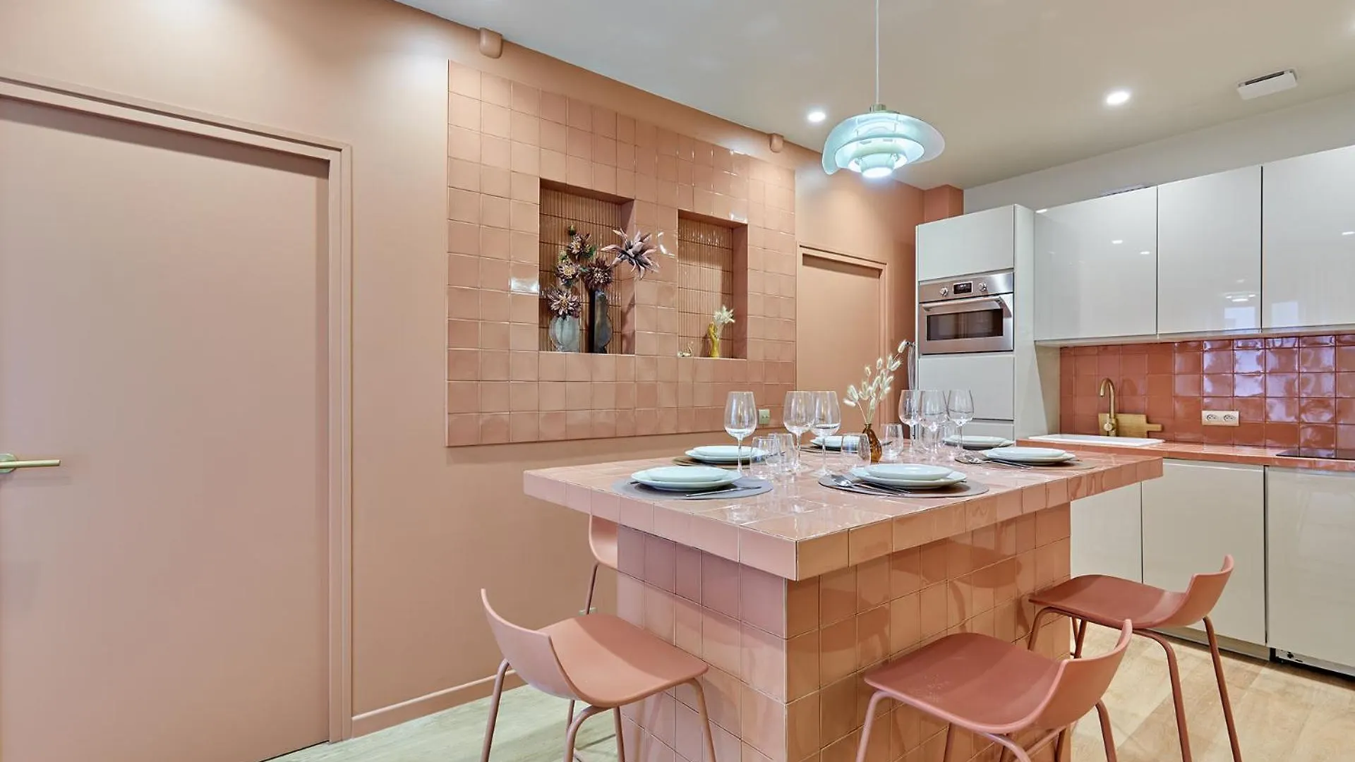 Apartment Center Of Paris By Studio Prestige France