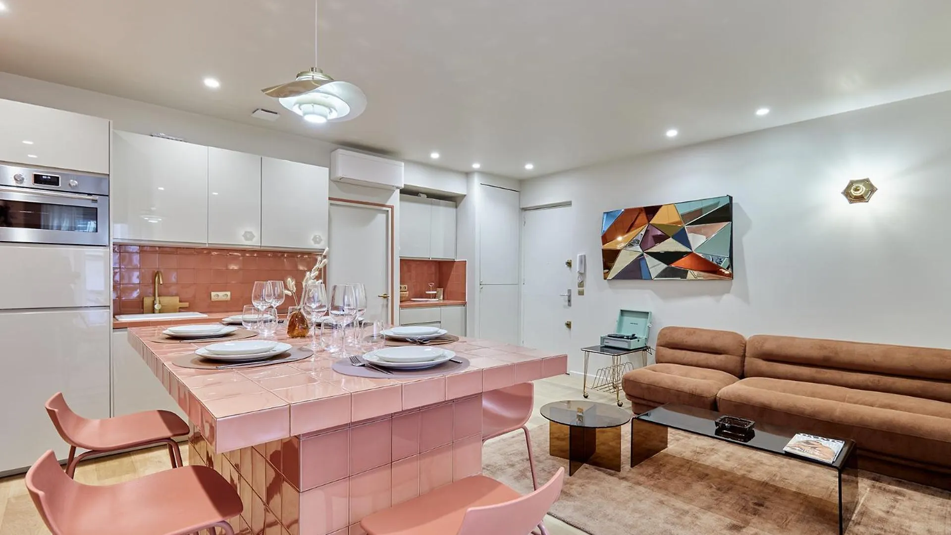 Apartment Center Of Paris By Studio Prestige Francia